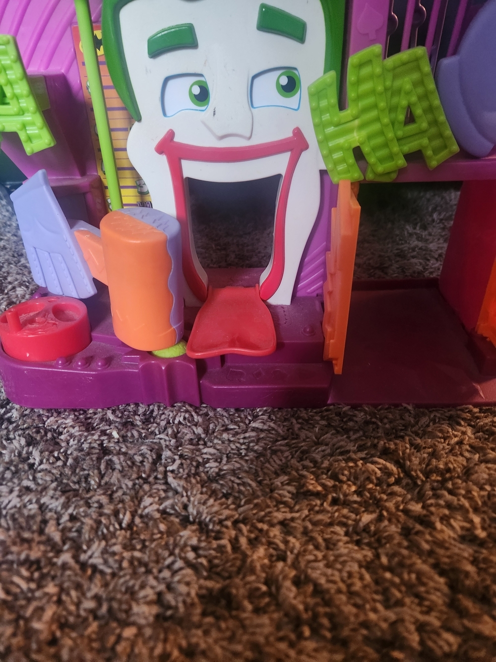 Purple and Green Joker Laugh Playset Kids Toy - Picture 5 of 5